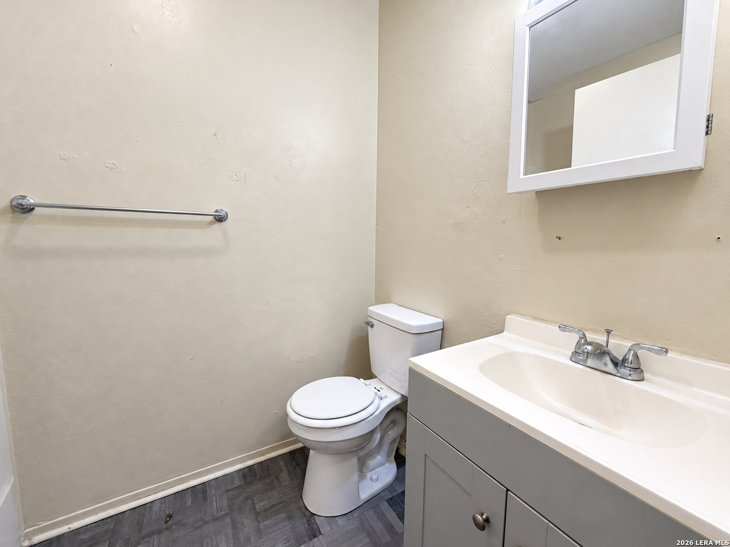 5858 Midcrown Drive, San Antonio, TX 78218