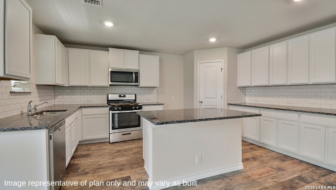 4818 Gem Parkway, San Antonio, TX 78266