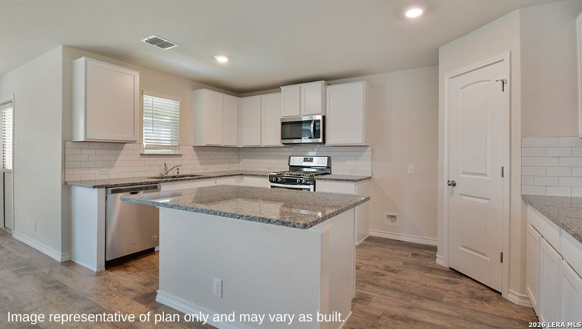 4818 Gem Parkway, San Antonio, TX 78266