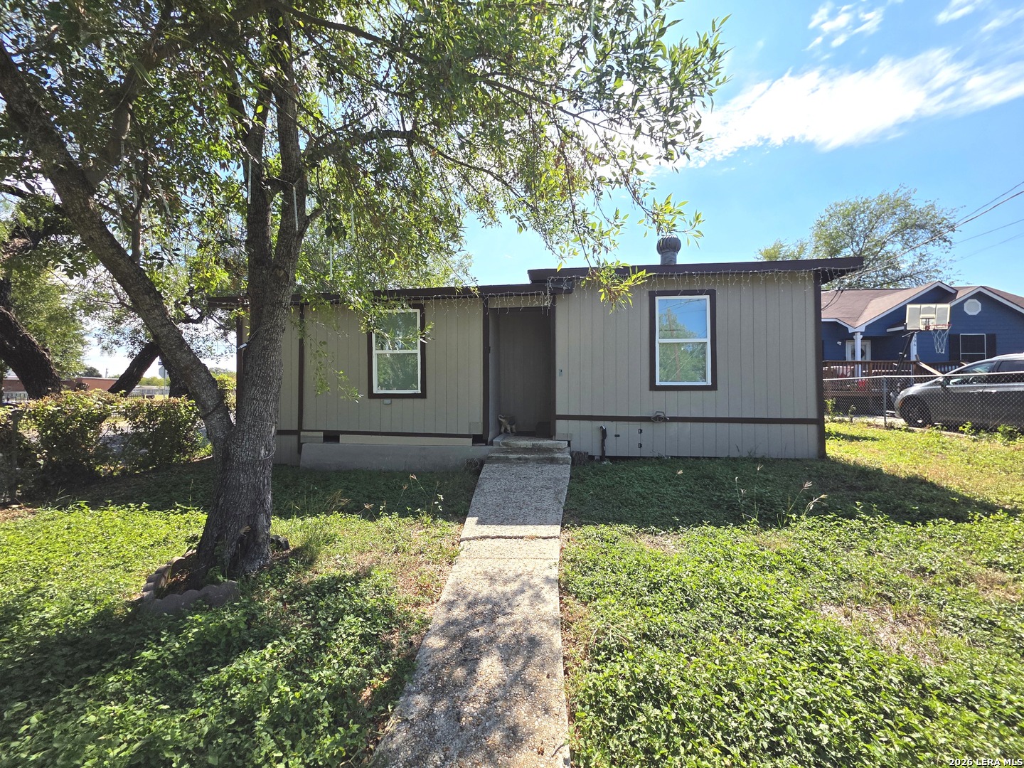 302 RIVERDALE DR, San Antonio, TX 78228