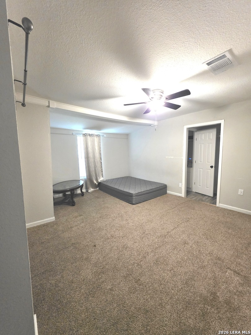 302 RIVERDALE DR, San Antonio, TX 78228