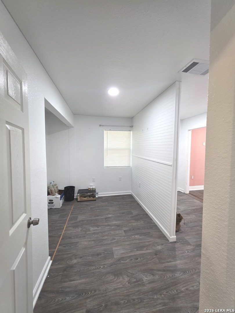 302 RIVERDALE DR, San Antonio, TX 78228