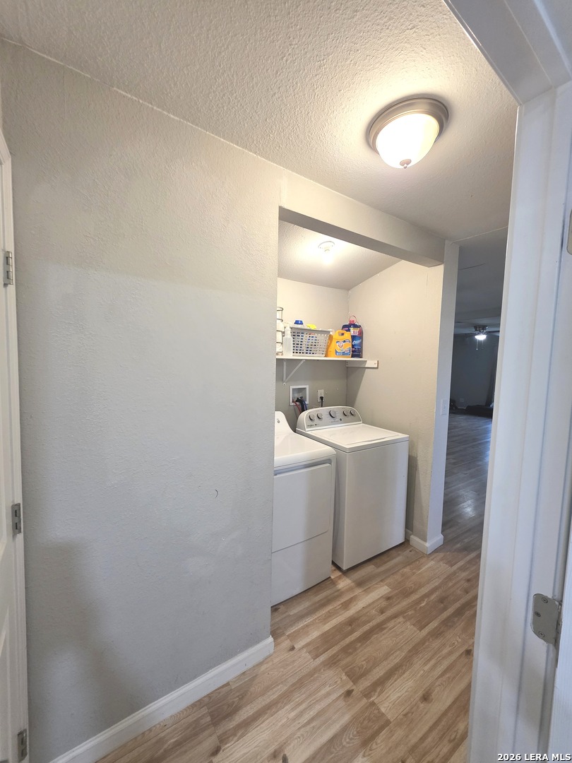 302 RIVERDALE DR, San Antonio, TX 78228