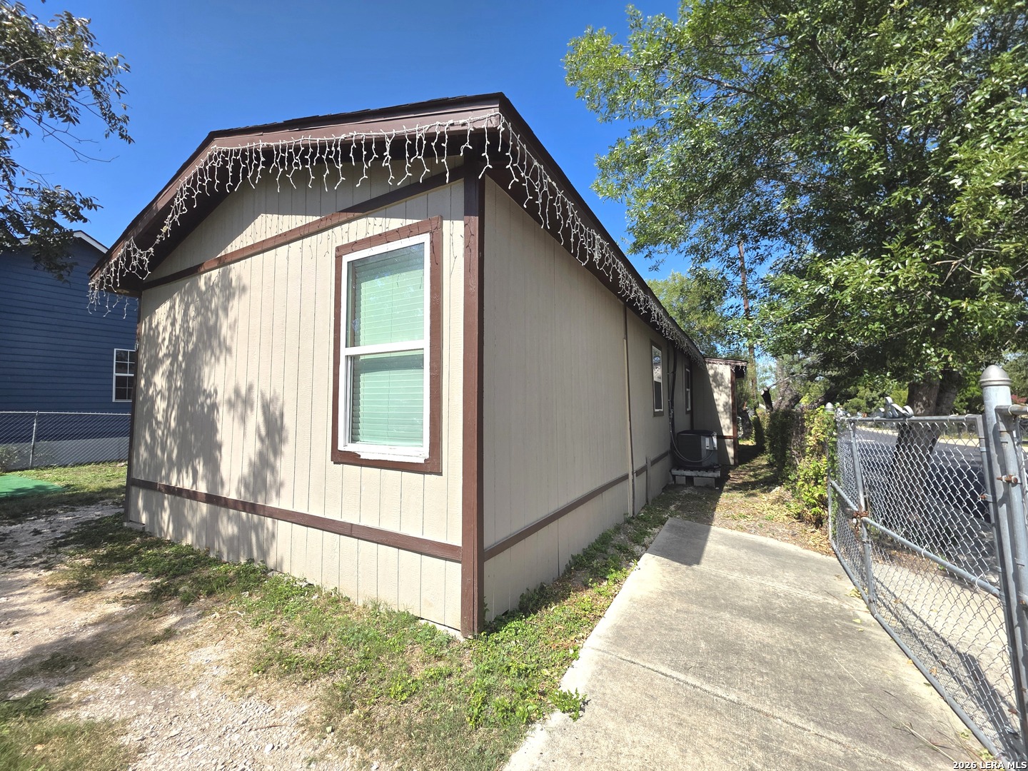 302 RIVERDALE DR, San Antonio, TX 78228