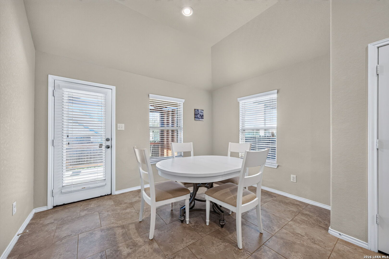 544 SADDLE BACK TRL, Cibolo, TX 78108