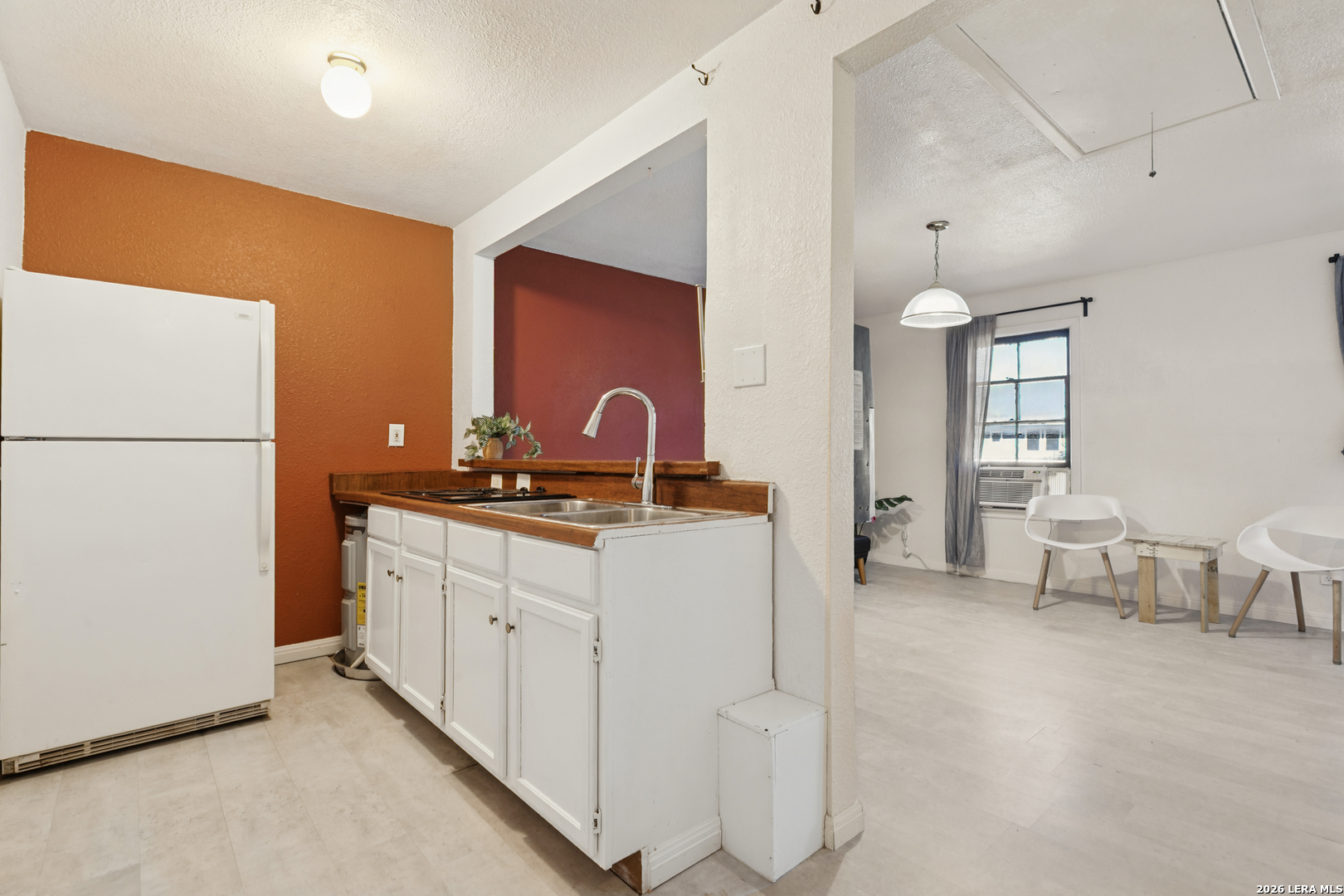 246 Senisa, #202, San Antonio, TX 78228