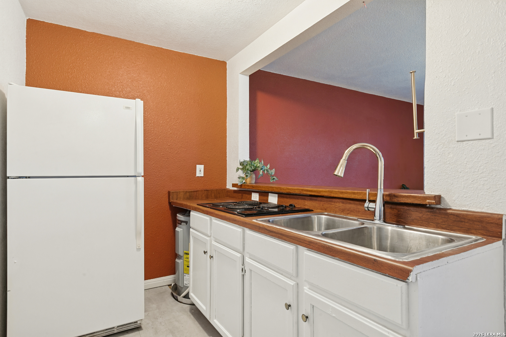 246 Senisa, #202, San Antonio, TX 78228