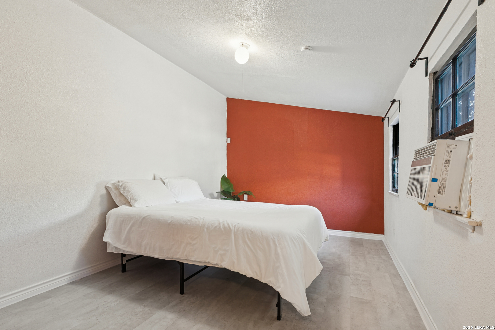246 Senisa, #202, San Antonio, TX 78228