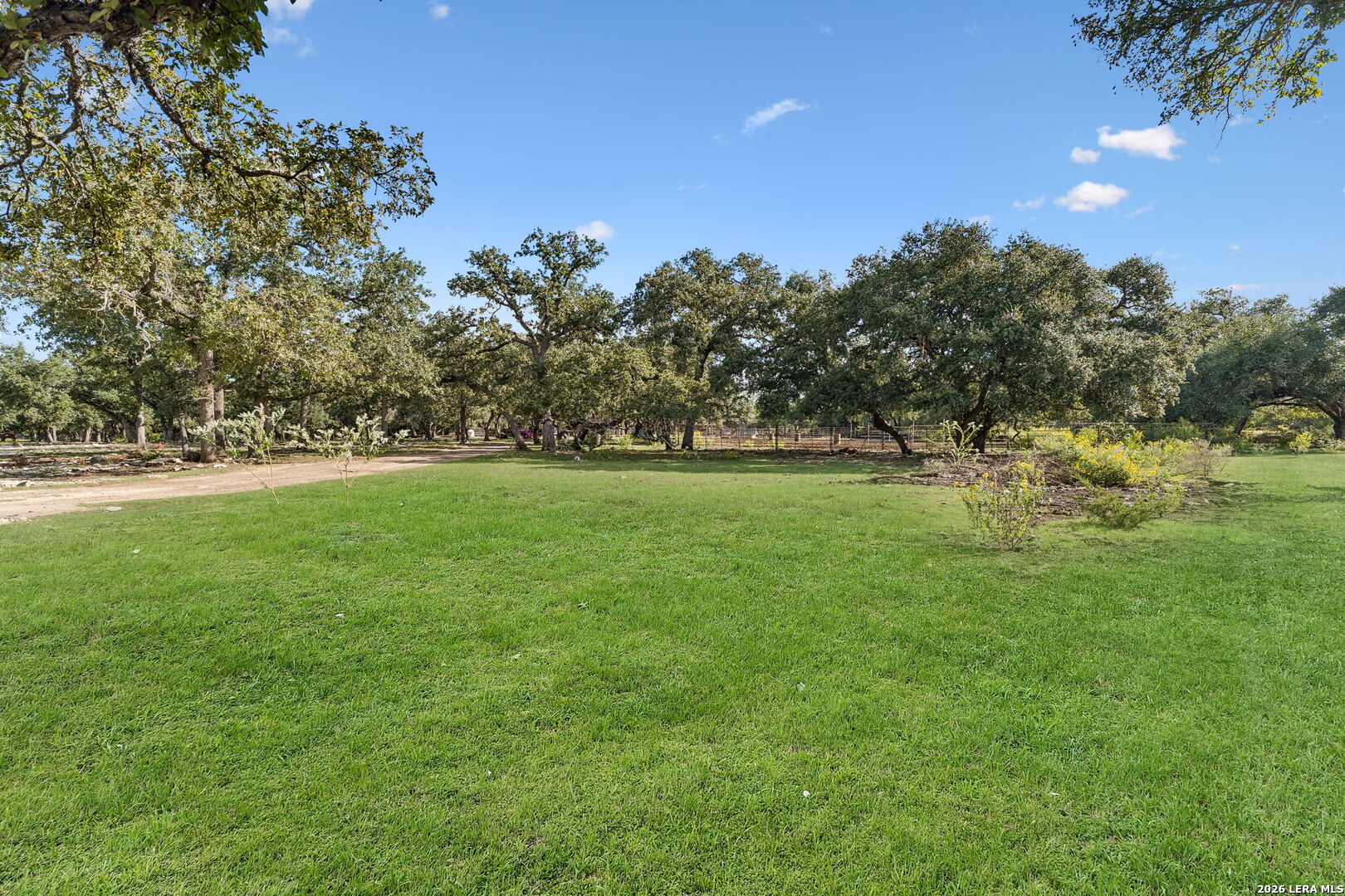 105 Dillard Lane, Bergheim, TX 78004