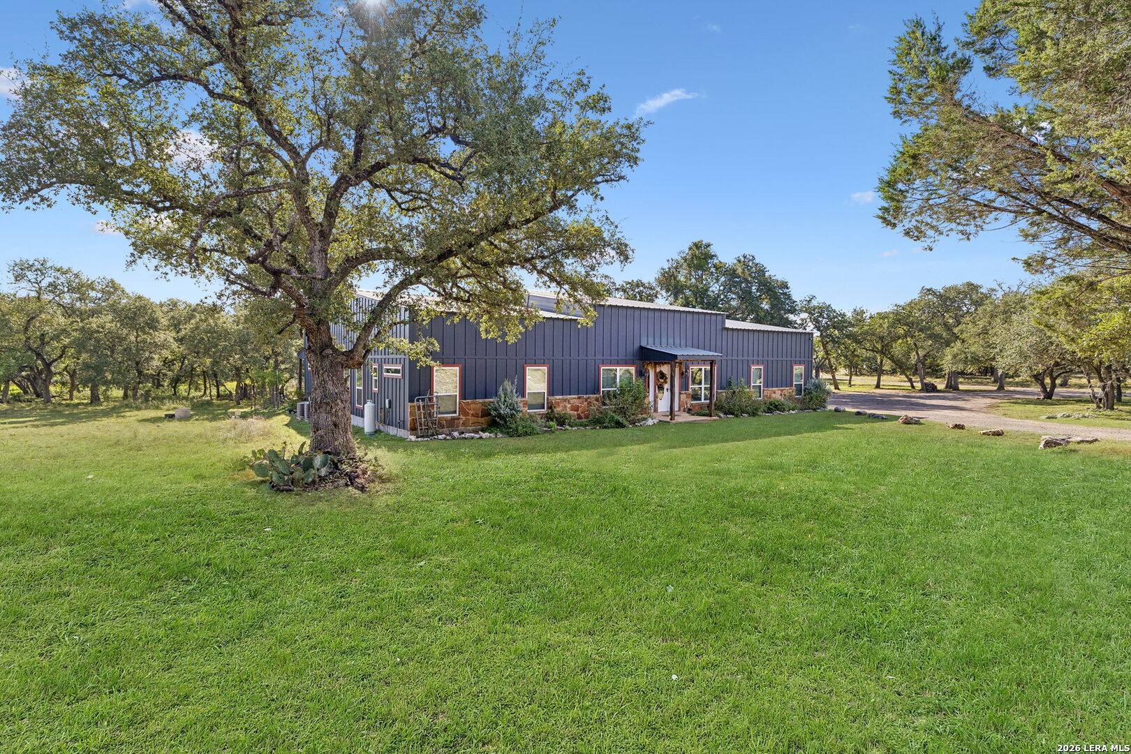 105 Dillard Lane, Bergheim, TX 78004