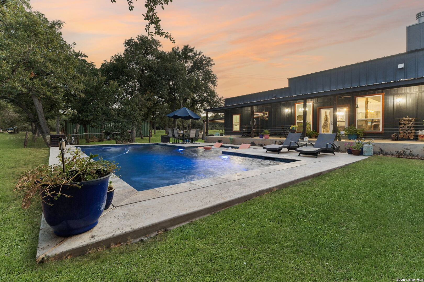 105 Dillard Lane, Bergheim, TX 78004