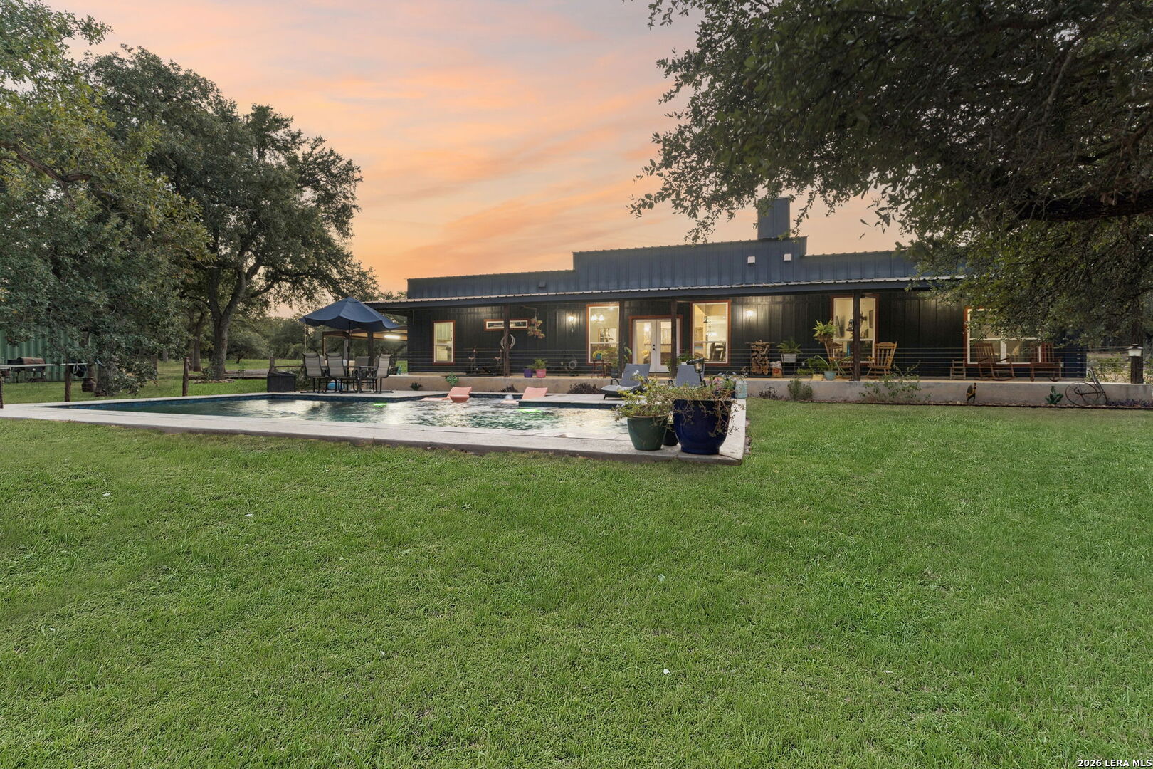 105 Dillard Lane, Bergheim, TX 78004