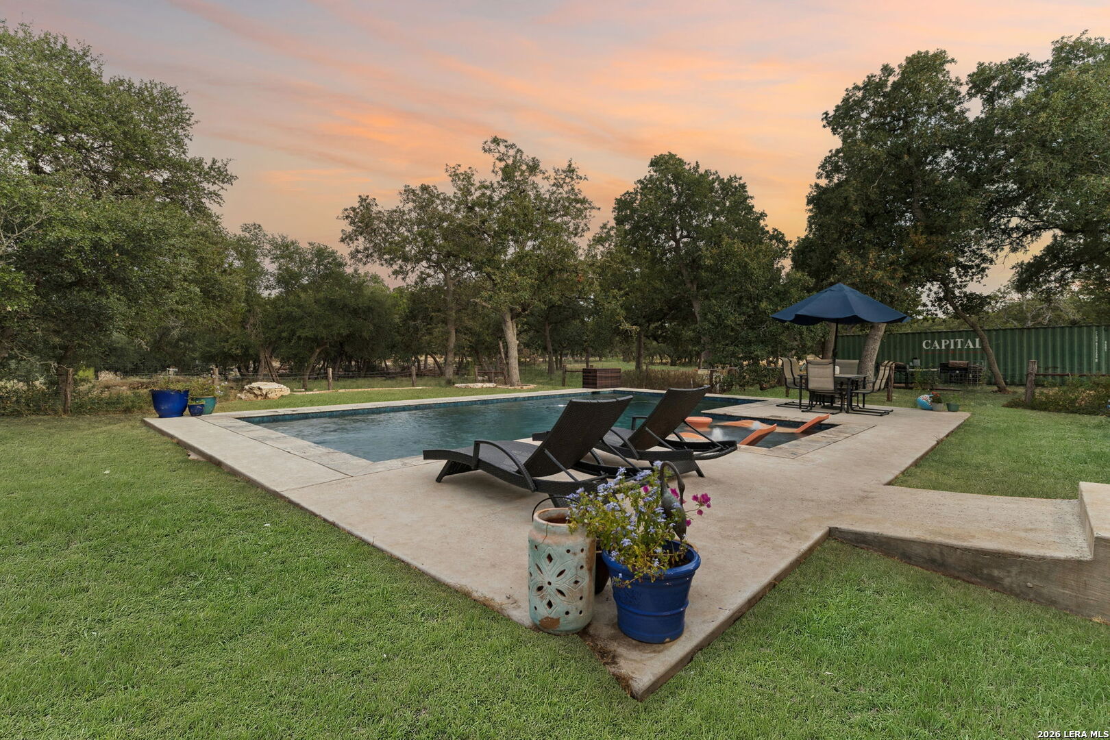 105 Dillard Lane, Bergheim, TX 78004