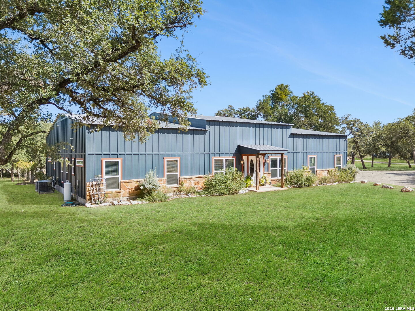 105 Dillard Lane, Bergheim, TX 78004