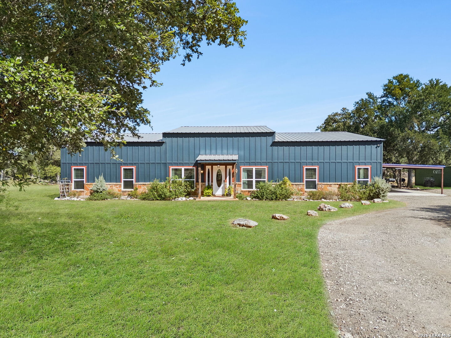 105 Dillard Lane, Bergheim, TX 78004