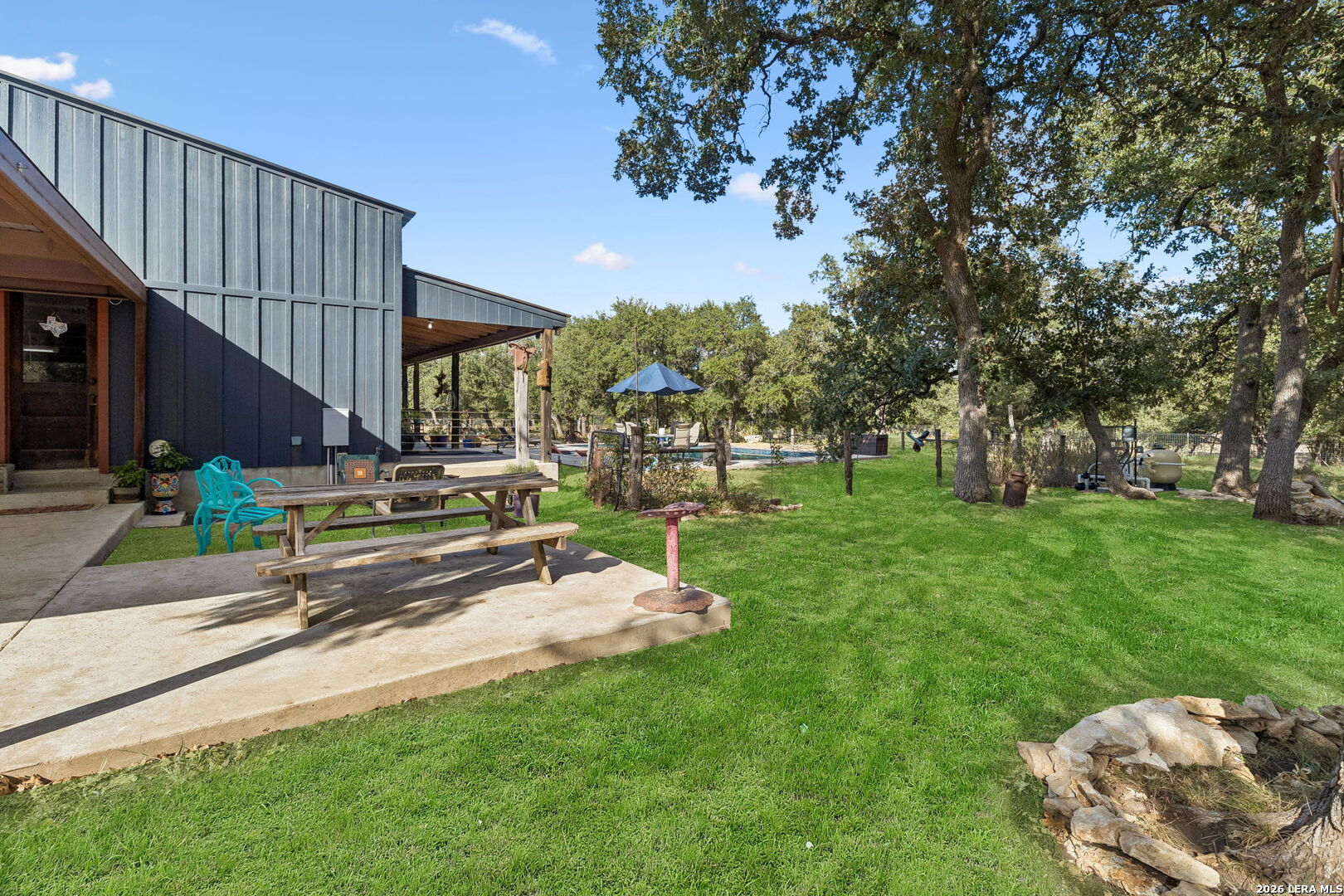 105 Dillard Lane, Bergheim, TX 78004
