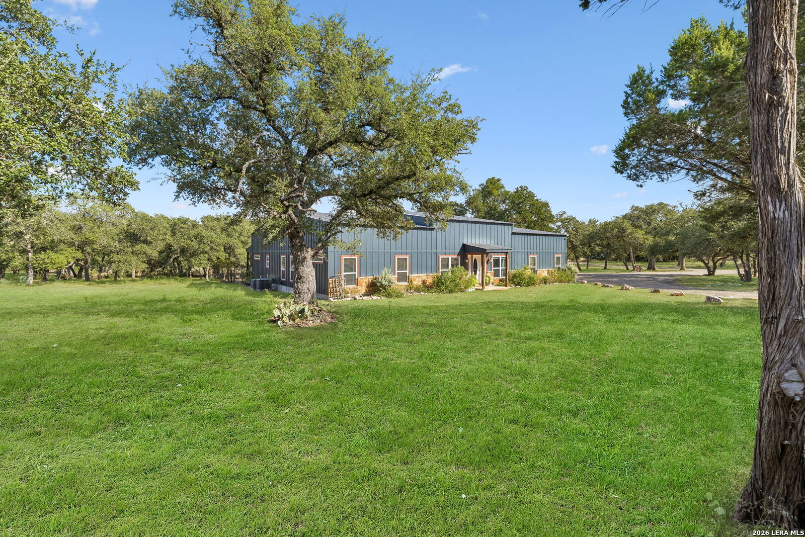 105 Dillard Lane, Bergheim, TX 78004
