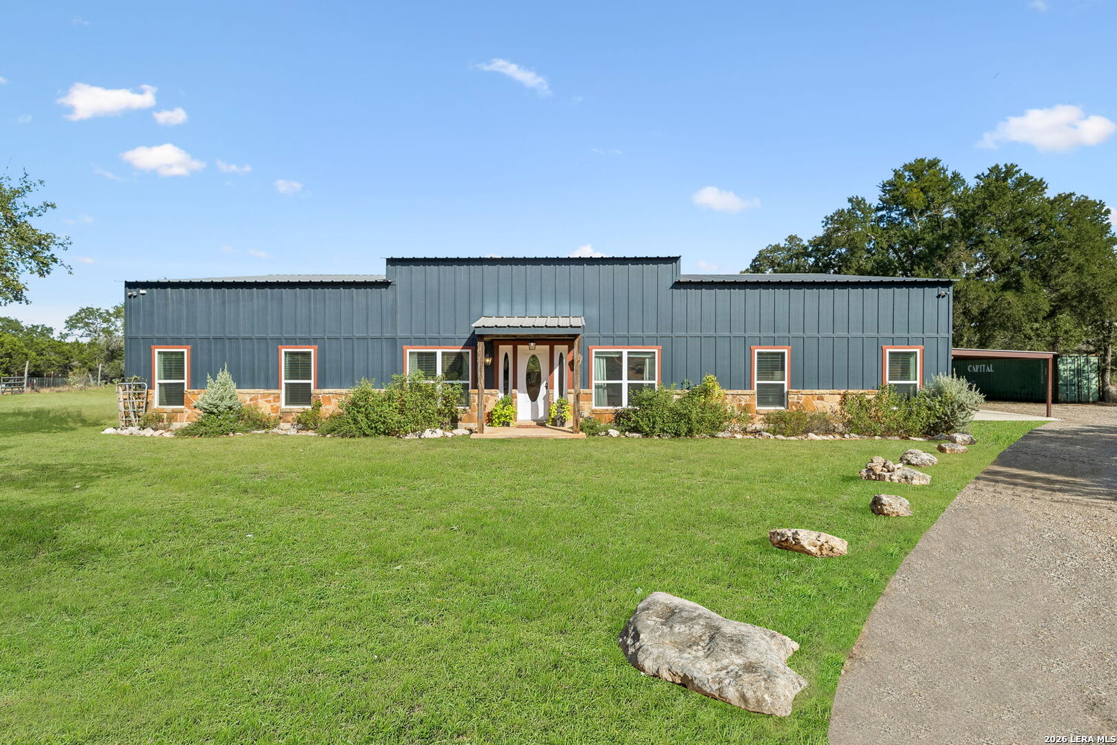 105 Dillard Lane, Bergheim, TX 78004