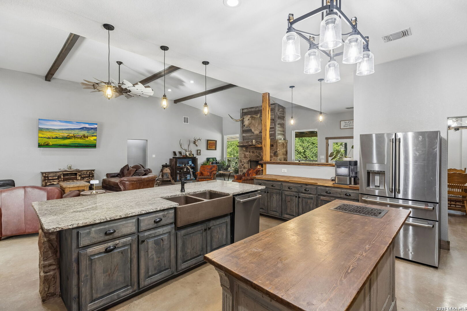 105 Dillard Lane, Bergheim, TX 78004