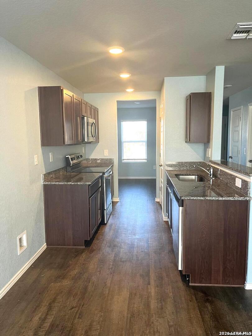 19923 Huckleberry, Lytle, TX 78052