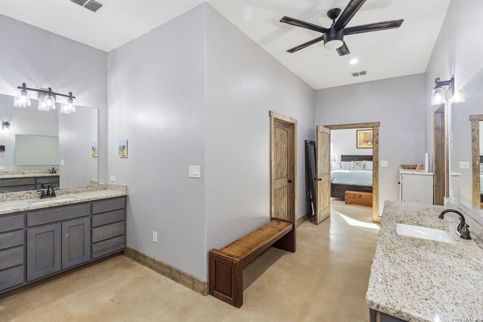 105 Dillard Lane, Bergheim, TX 78004