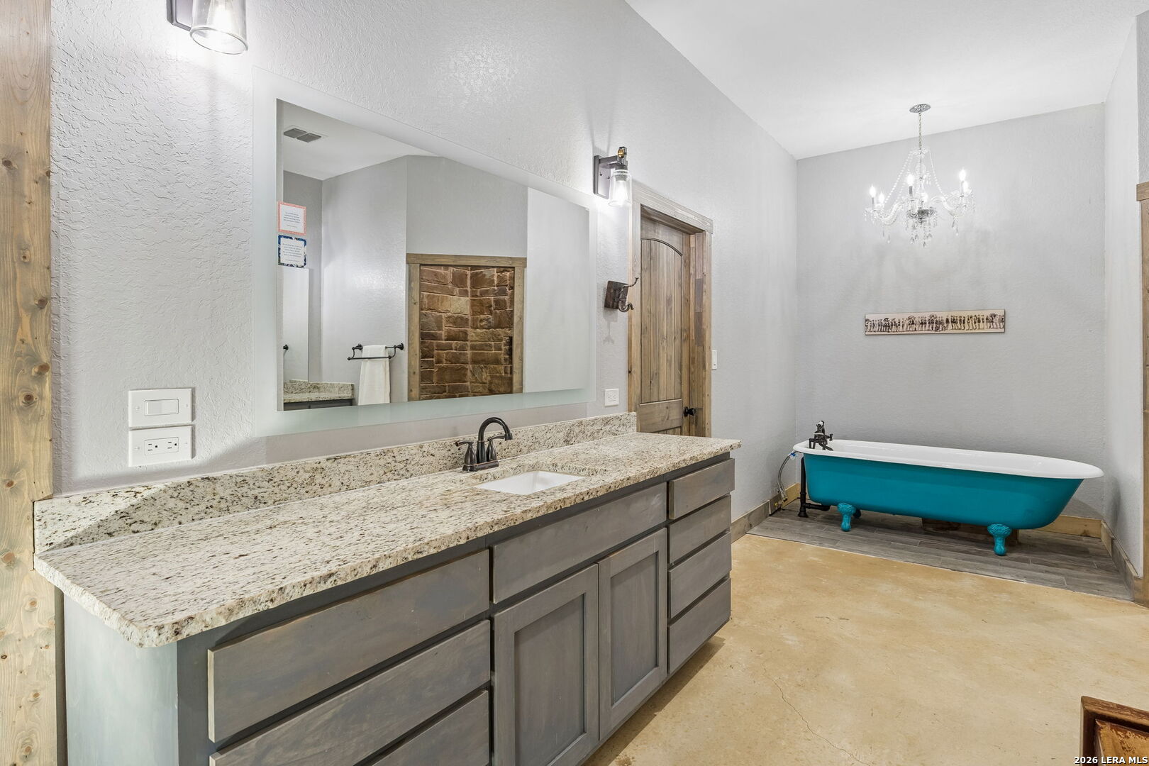 105 Dillard Lane, Bergheim, TX 78004
