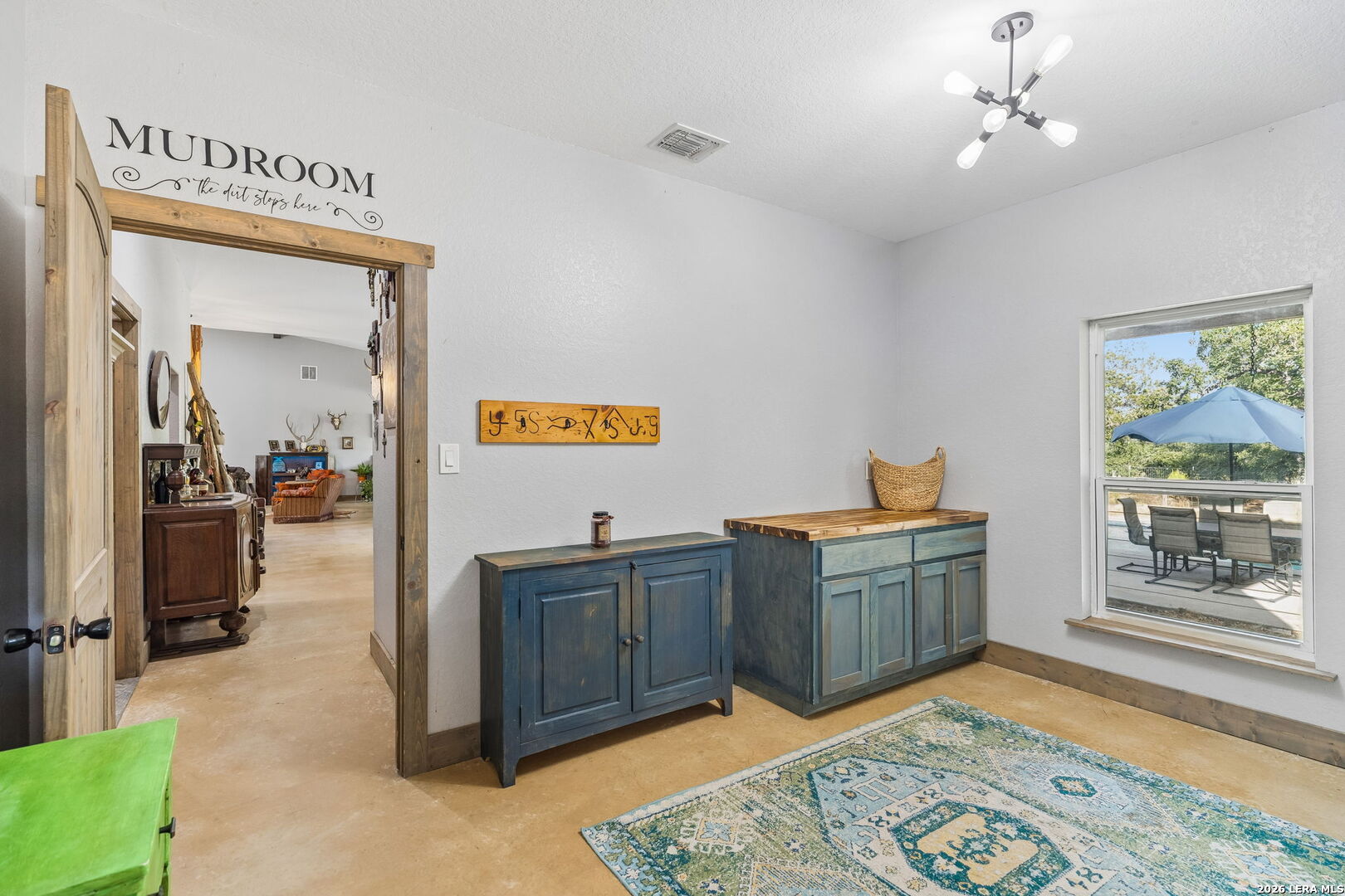 105 Dillard Lane, Bergheim, TX 78004