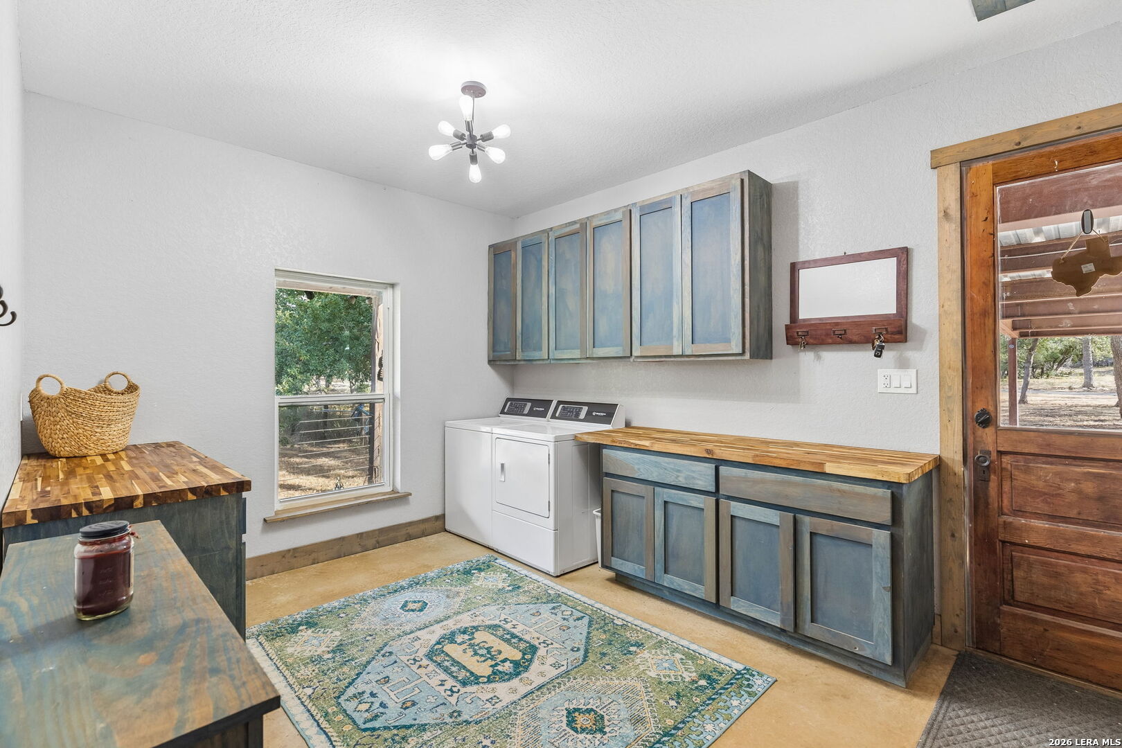 105 Dillard Lane, Bergheim, TX 78004