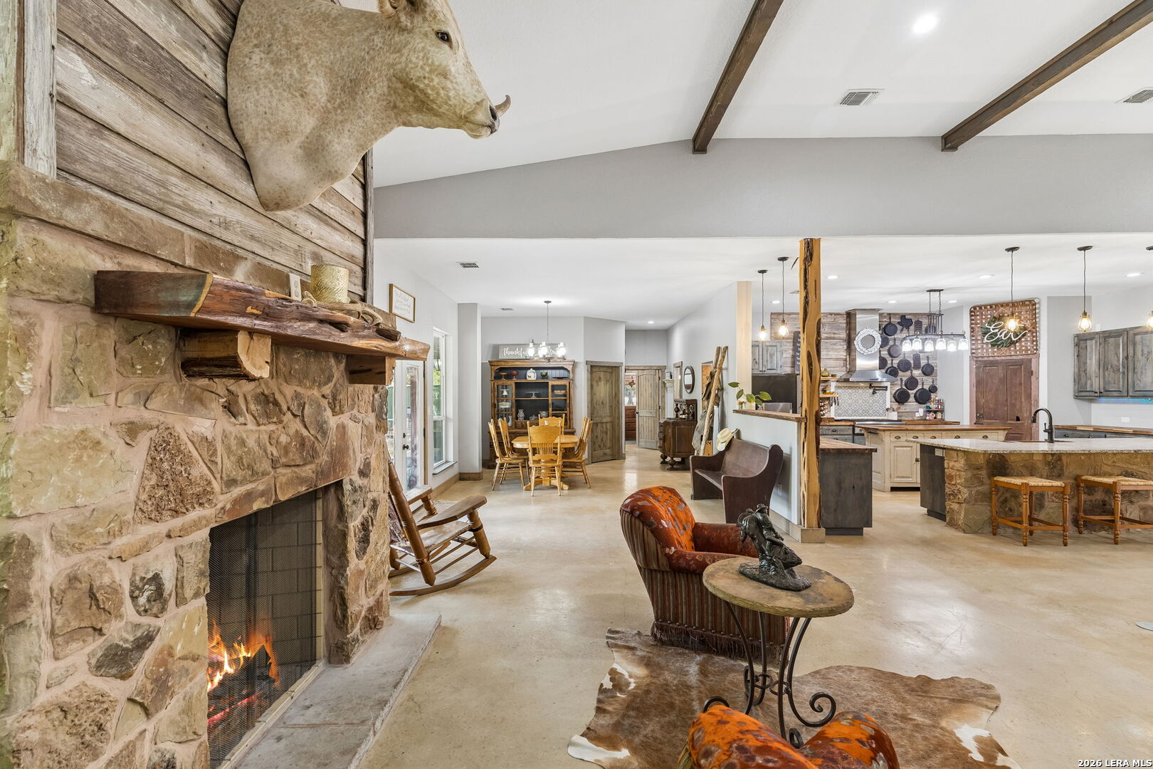 105 Dillard Lane, Bergheim, TX 78004