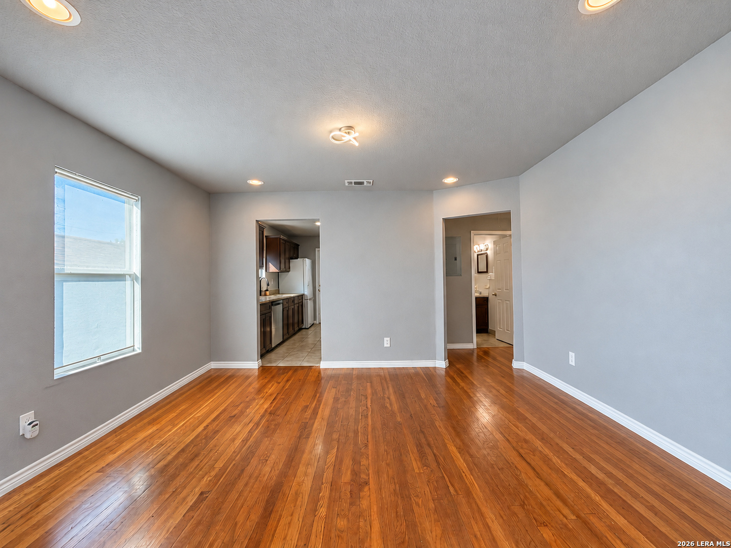 1407 STEVES AVE, San Antonio, TX 78210