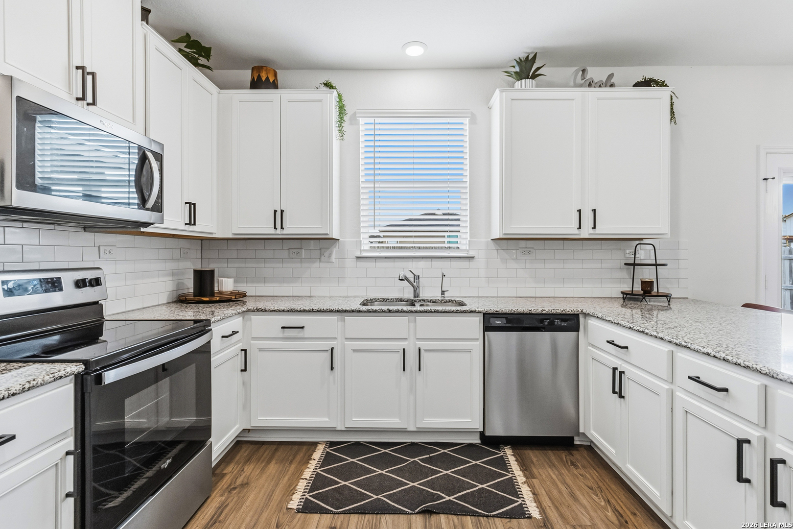 261 DEER CREST DR, New Braunfels, TX 78130