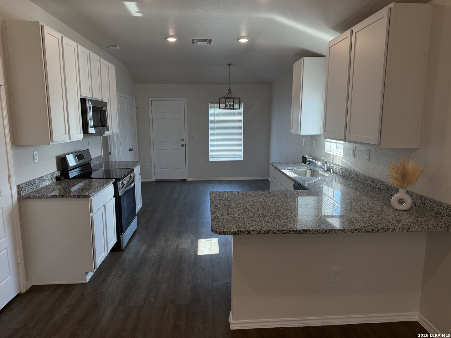 8956 BROAD WING DR, San Antonio, TX 78222