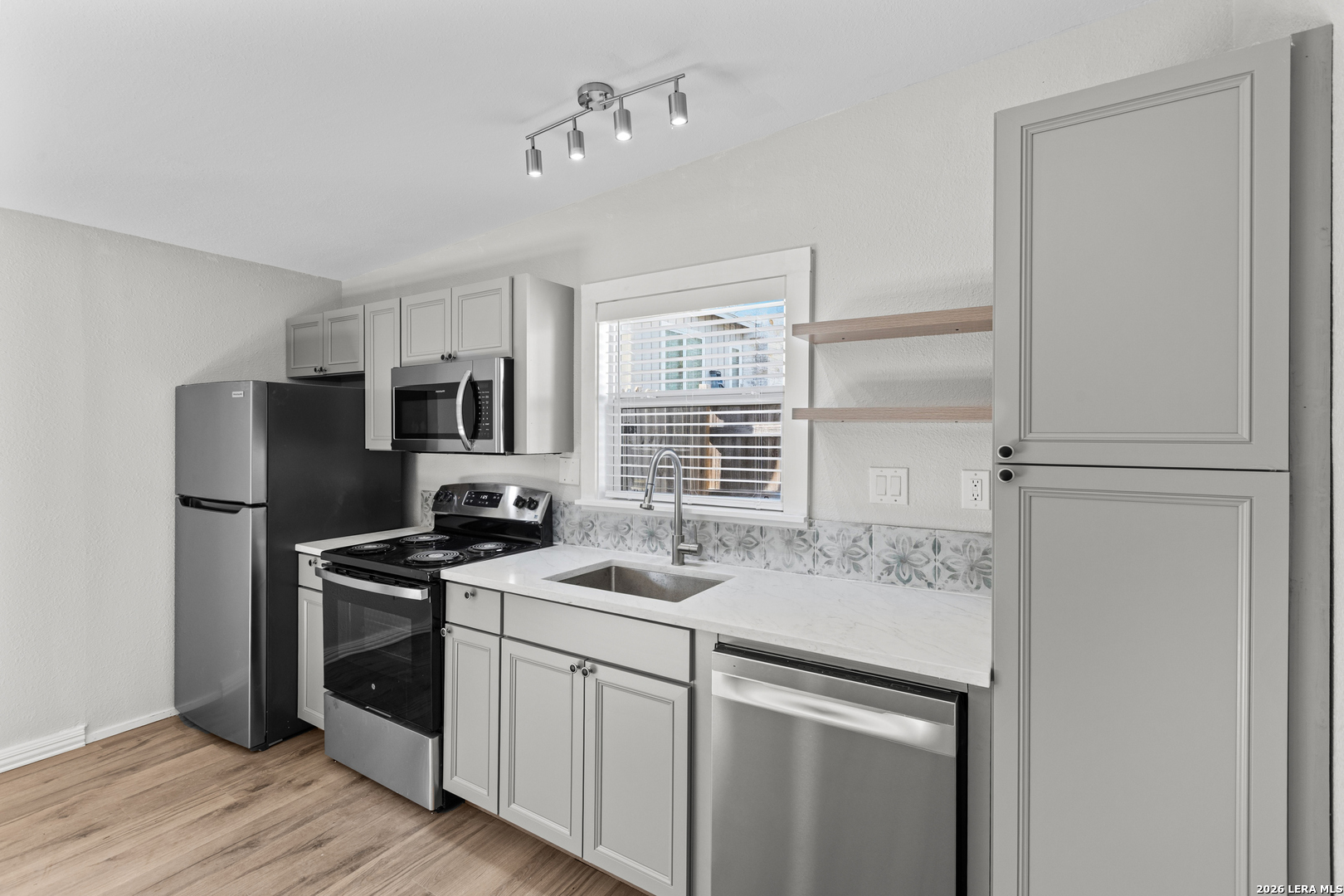 29159 NOLL RD, #A, Boerne, TX 78015