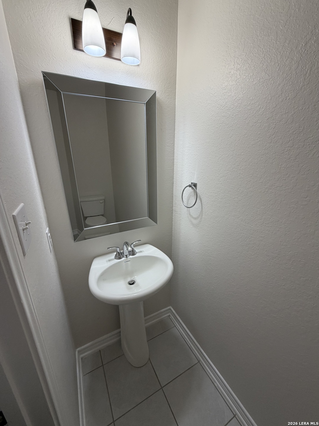5022 BIG OAK RUN, Elmendorf, TX 78112