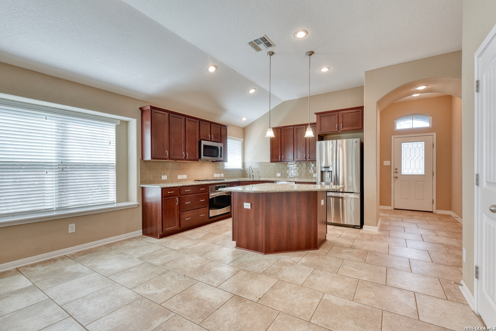24724 BUCK CRK, San Antonio, TX 78255