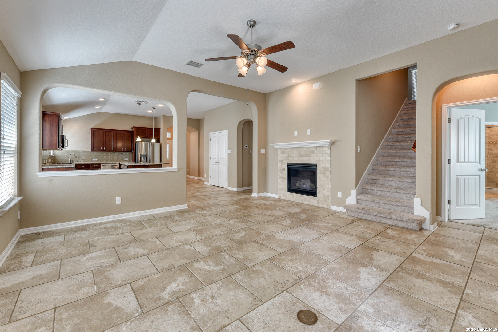 24724 BUCK CRK, San Antonio, TX 78255