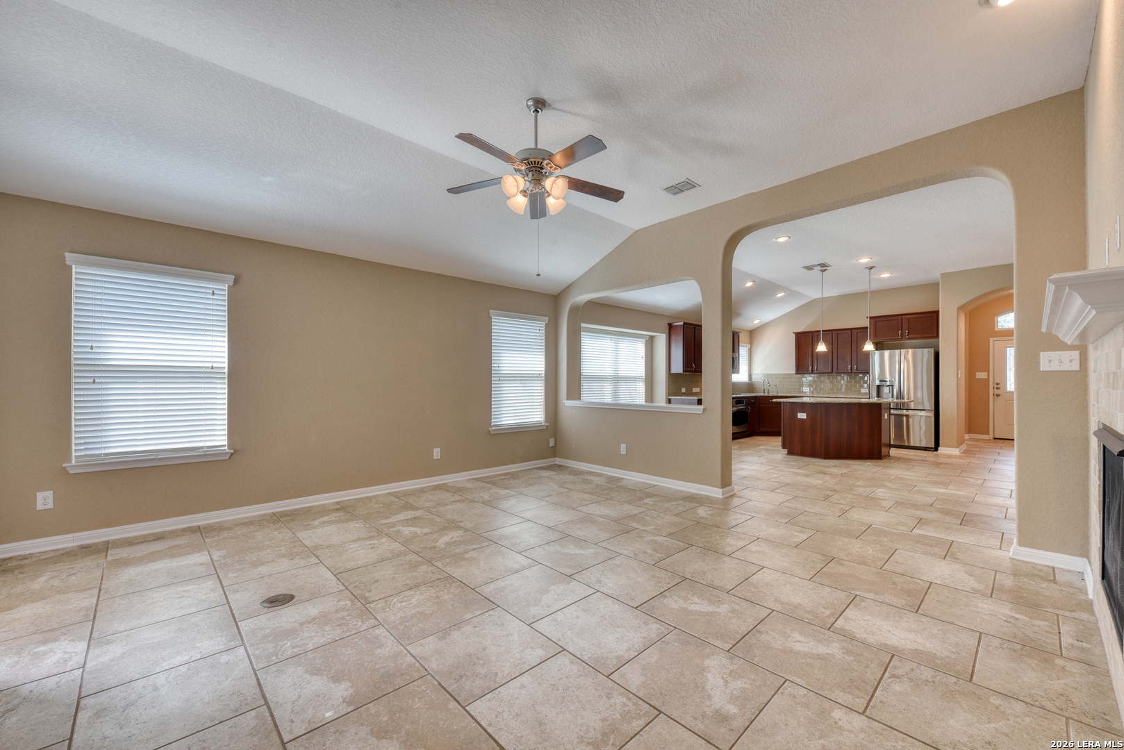 24724 BUCK CRK, San Antonio, TX 78255