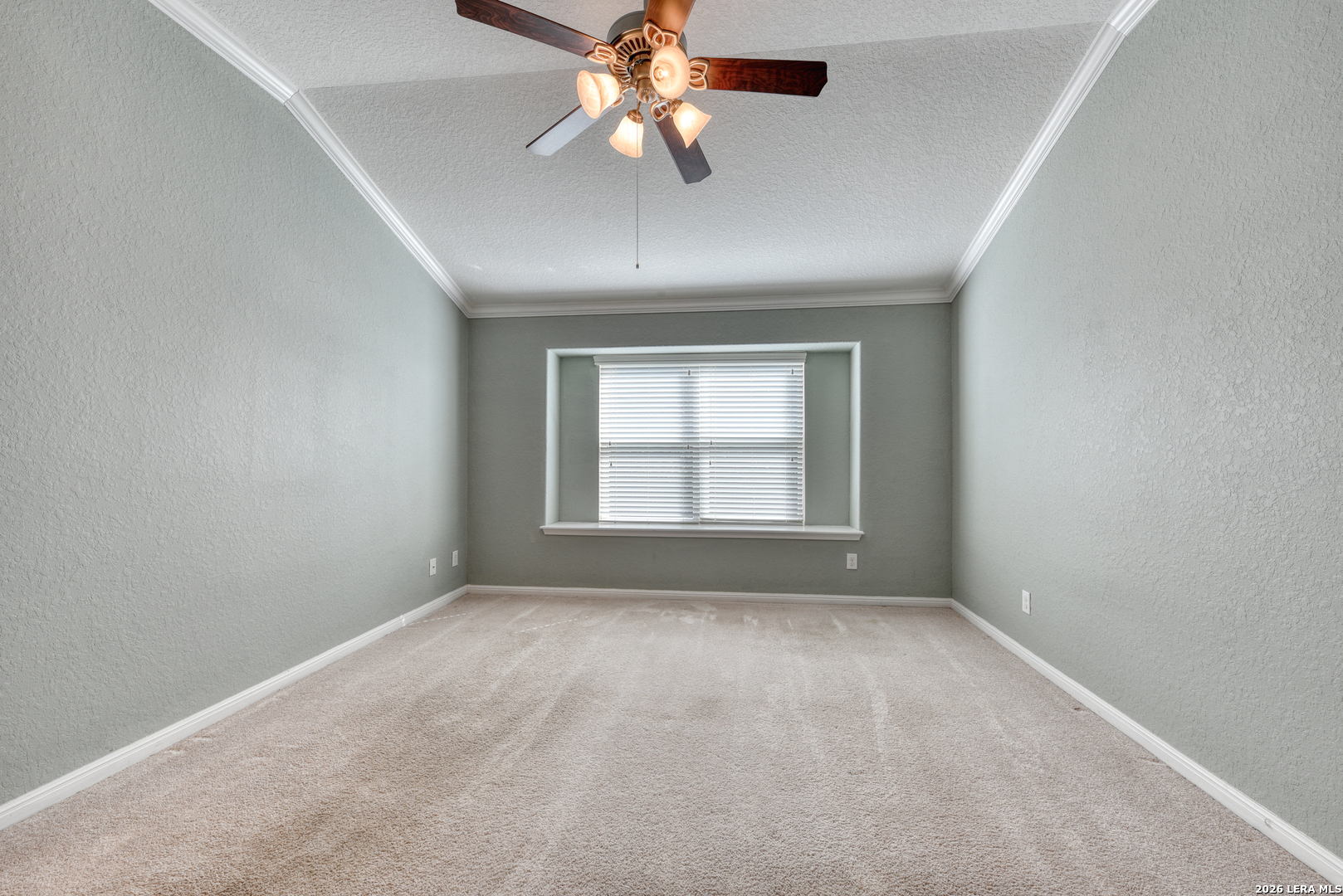 24724 BUCK CRK, San Antonio, TX 78255