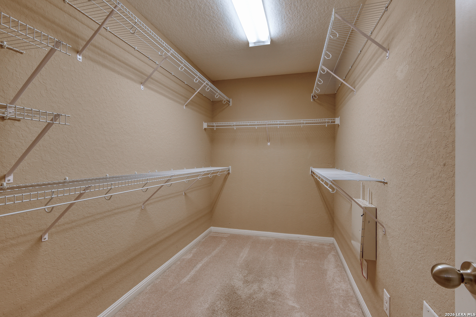 24724 BUCK CRK, San Antonio, TX 78255