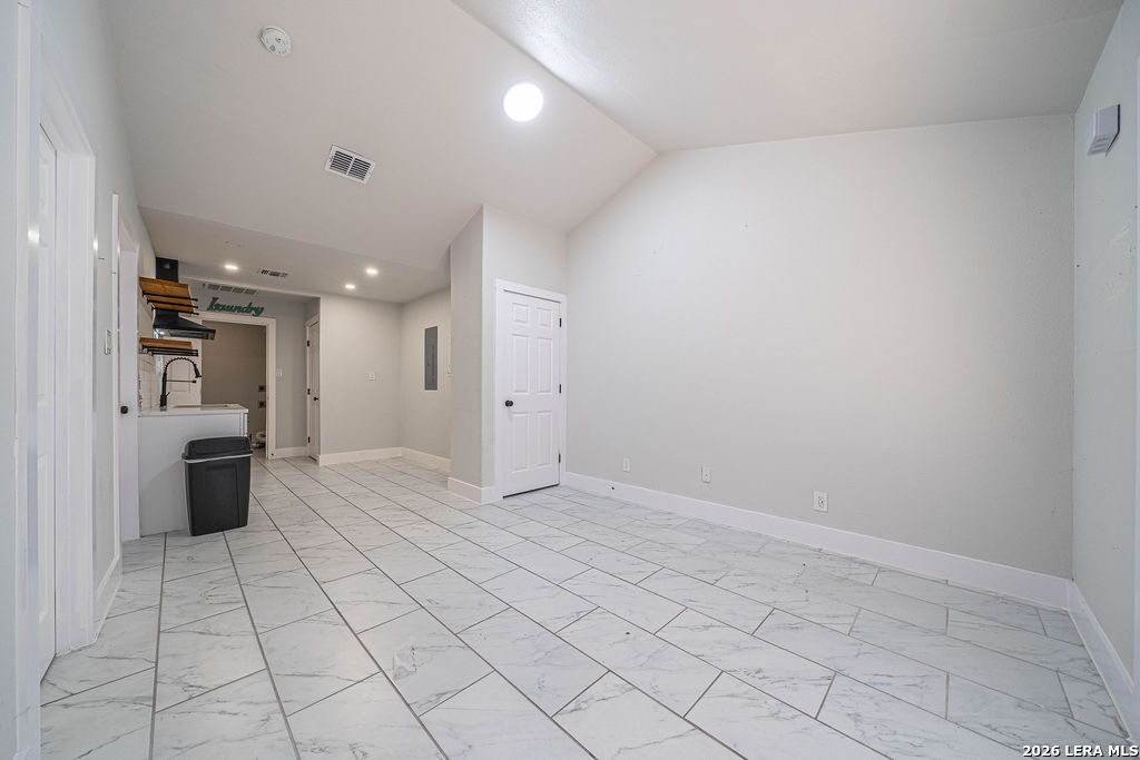 2831 WHISPER VIEW ST, San Antonio, TX 78230