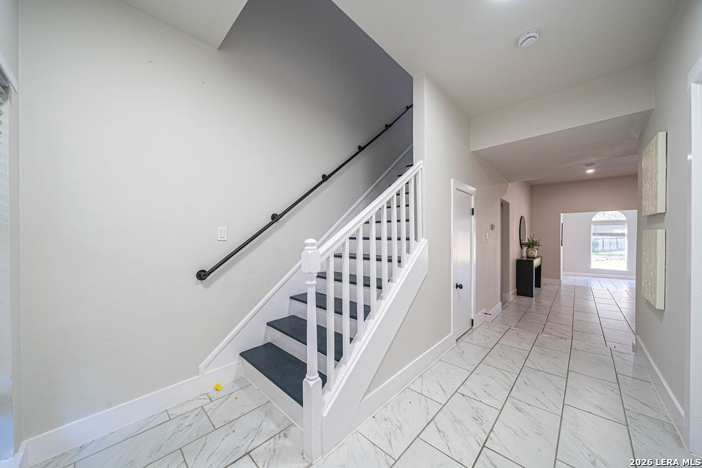 2831 WHISPER VIEW ST, San Antonio, TX 78230