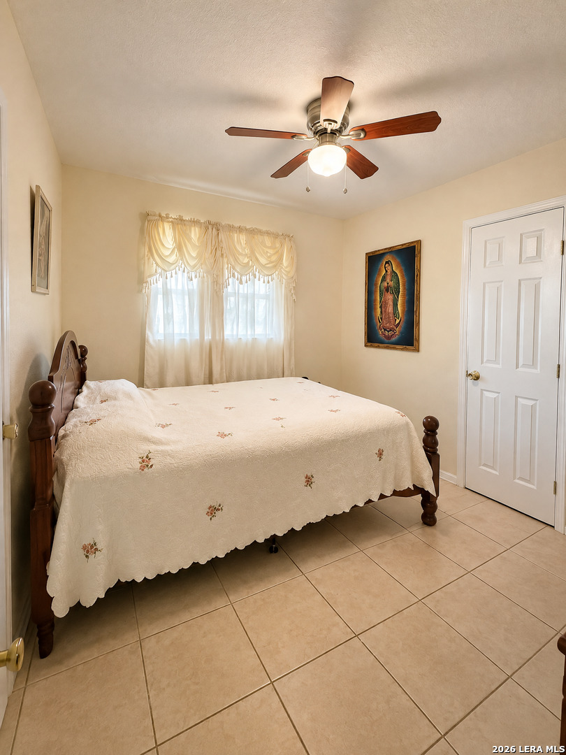 617 Eduardo, El Paso, TX 79821
