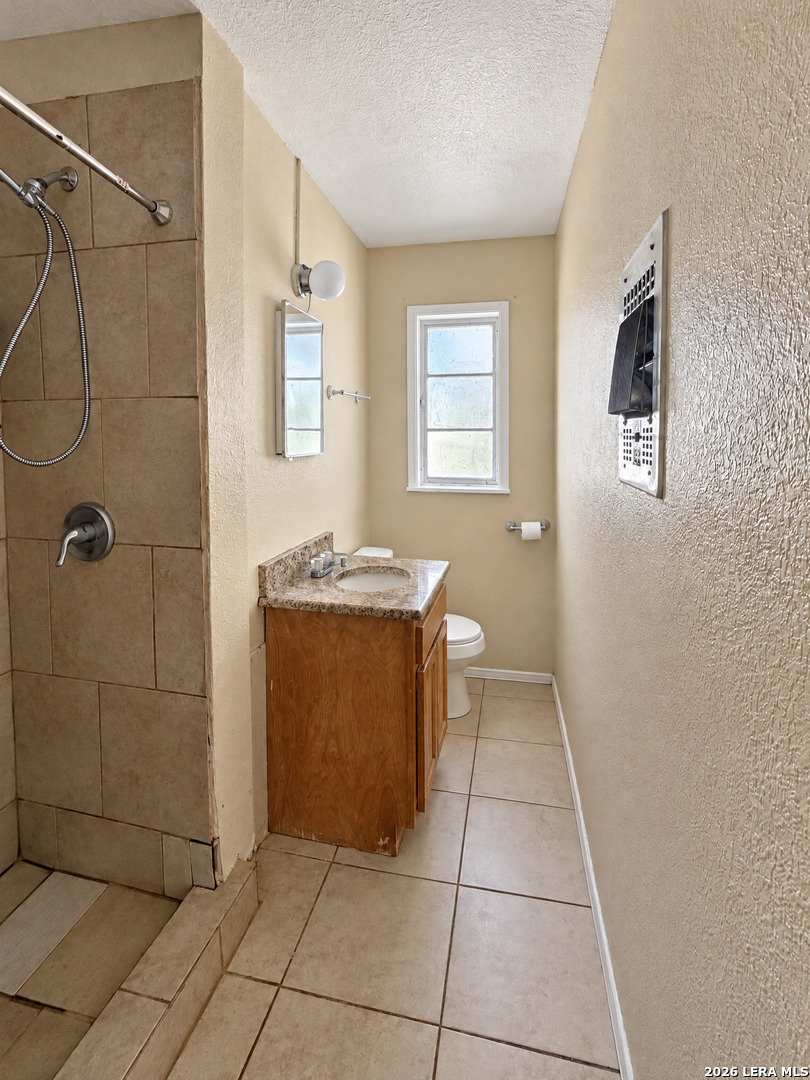 617 Eduardo, El Paso, TX 79821
