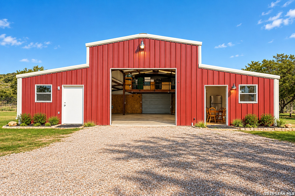 5664 S Us Highway 377, Junction, TX 76849