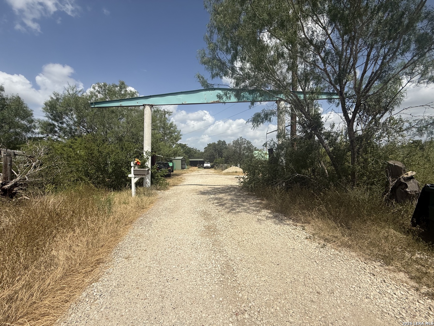 6515 Dan Rd, San Antonio, TX 78223