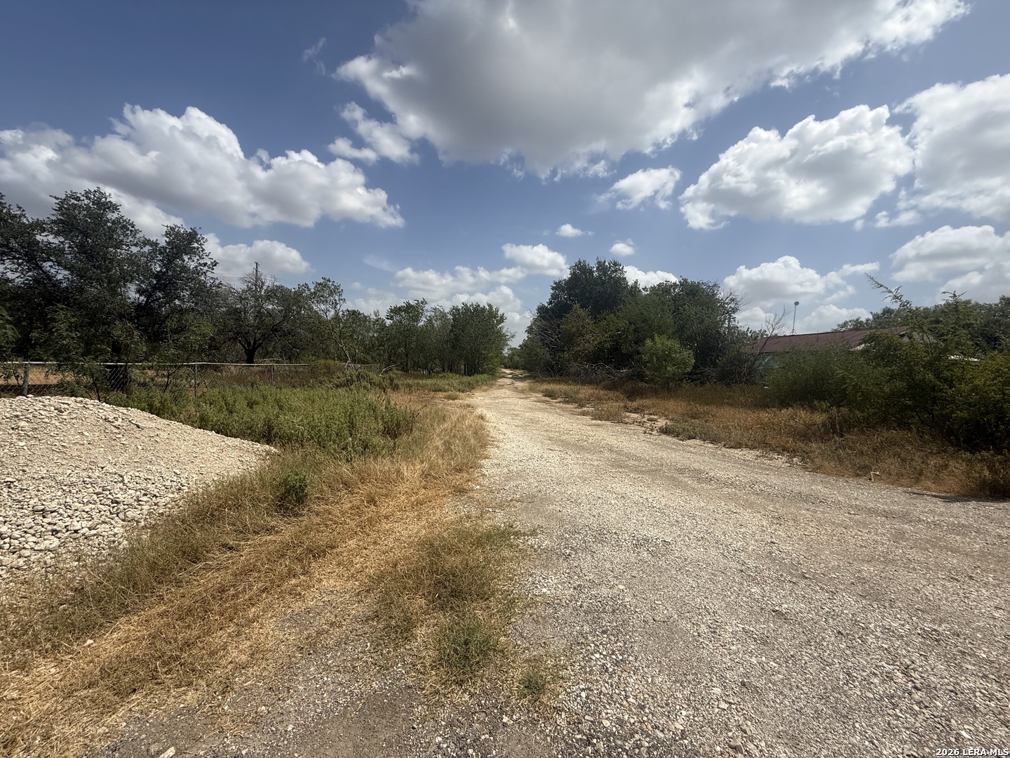 6515 Dan Rd, San Antonio, TX 78223