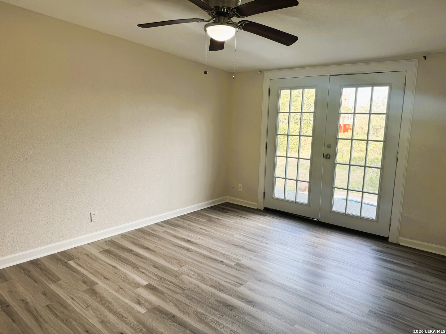 Castle Hills, TX 78213