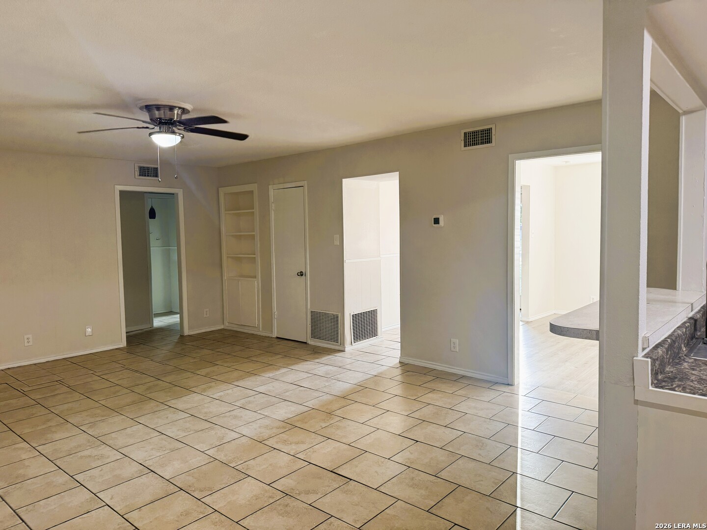 Castle Hills, TX 78213
