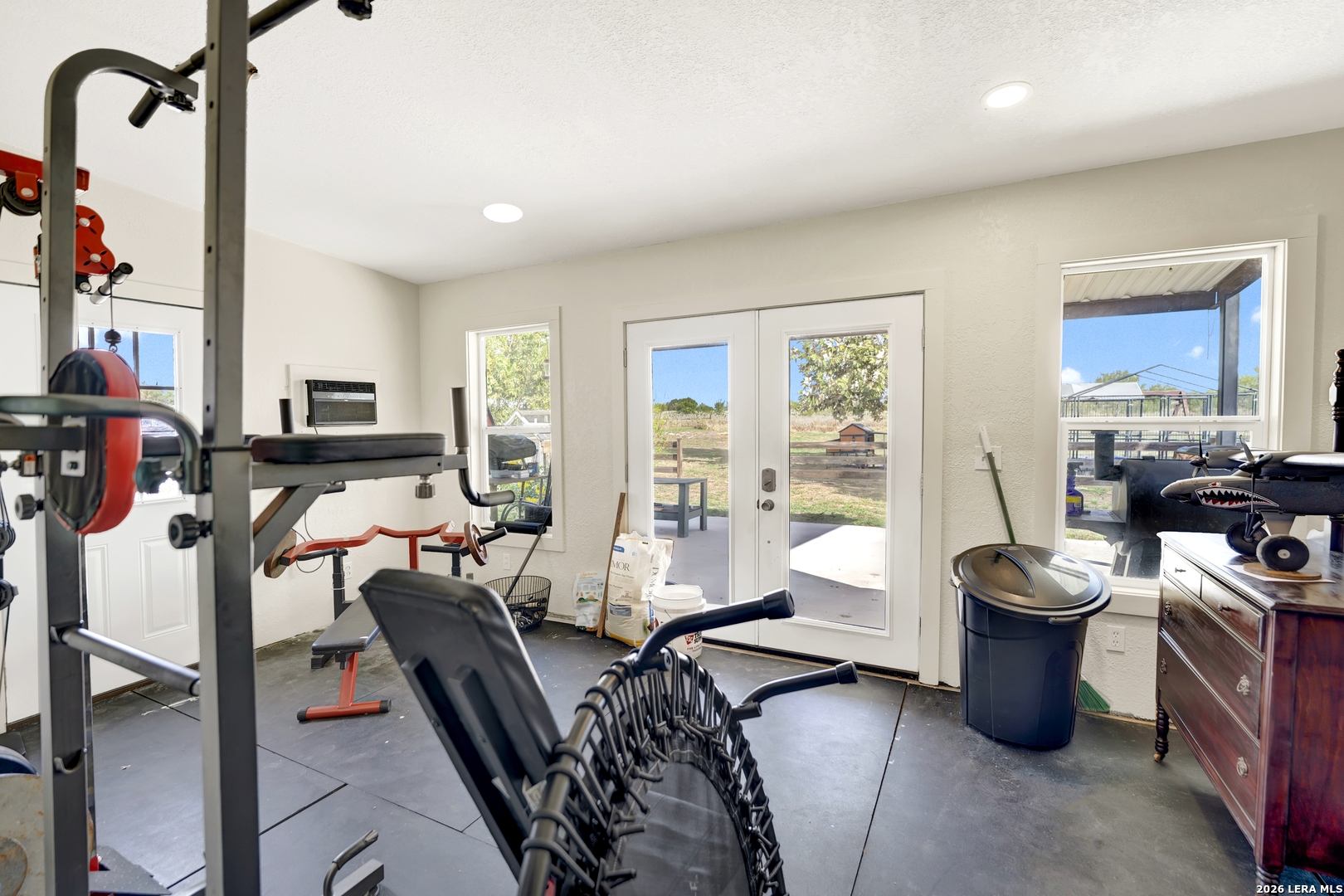 1831 County Road 7711, Devine, TX 78016