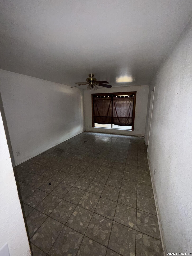 5946 FAIRWOOD ST, San Antonio, TX 78242